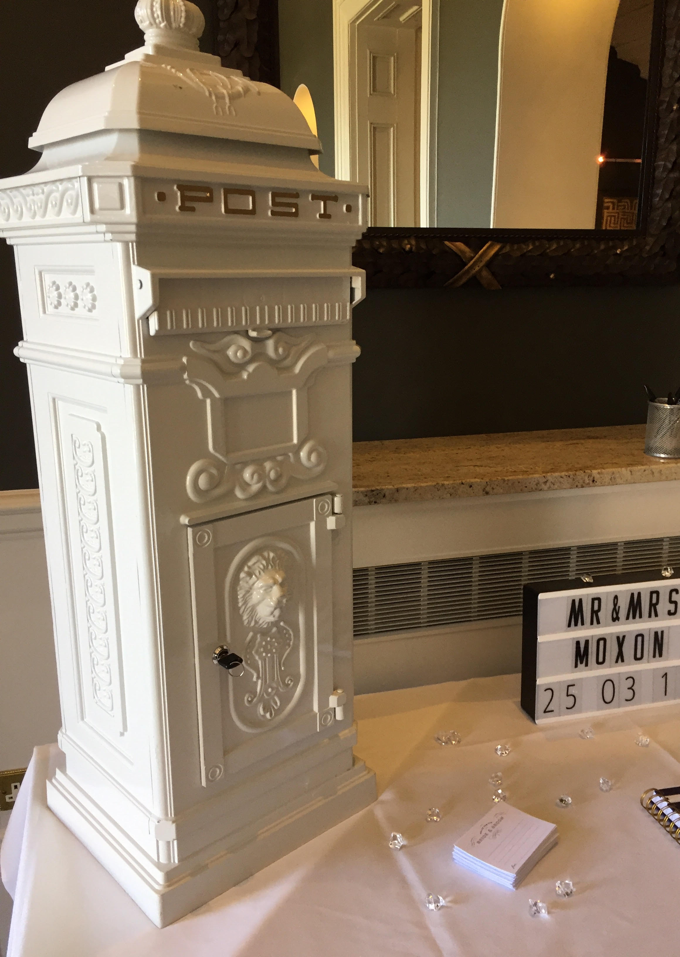 Gift post box